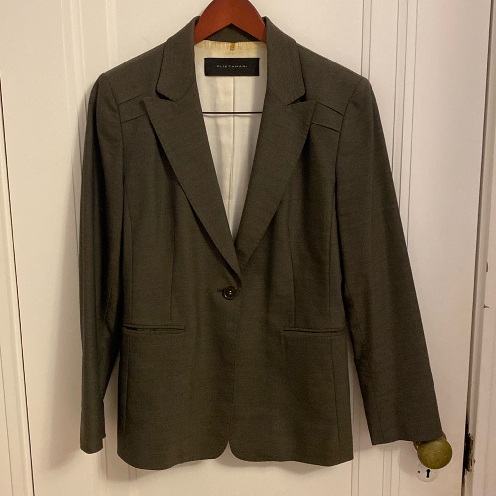 Elie Tahari Skirt Suit